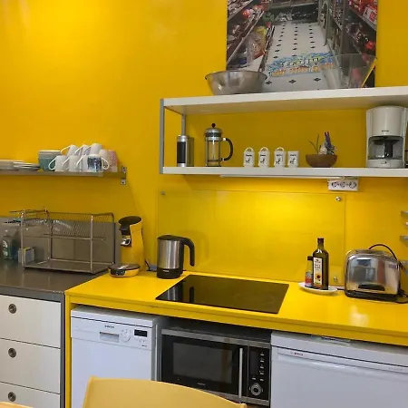 Happy Store - Zentral, Orginell, Gemuetlich Apartment