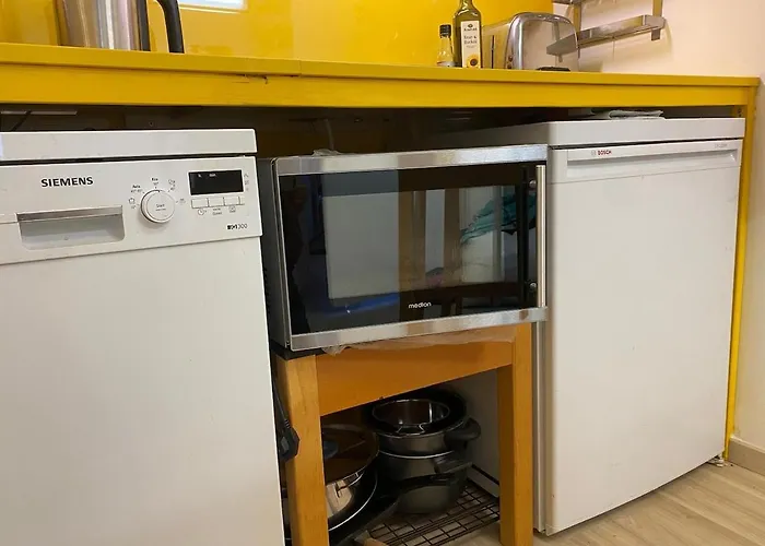 Happy Store - Zentral, Orginell, Gemuetlich Berlim