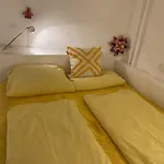 Happy Store - Zentral, Orginell, Gemuetlich *